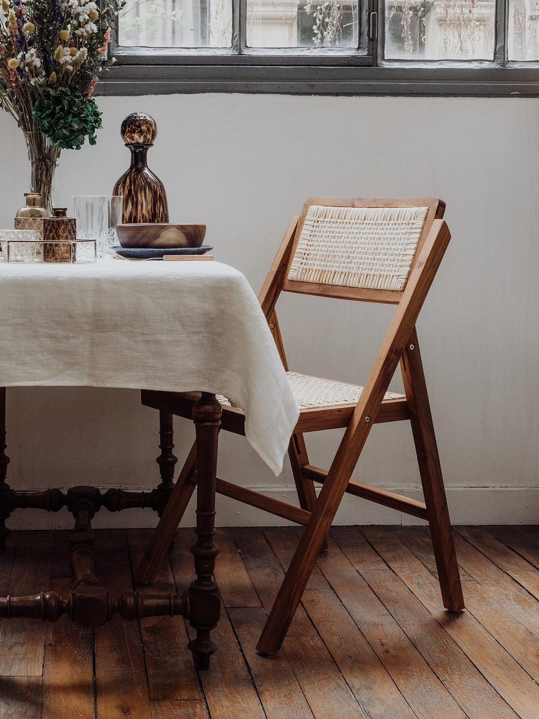 Comment mettre en valeur nos chaises cannées dans votre intérieur ? - Debongout