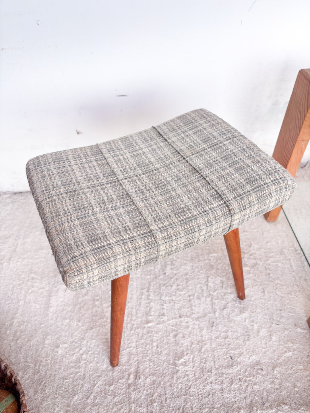 13tabouretscandinave-5.jpg