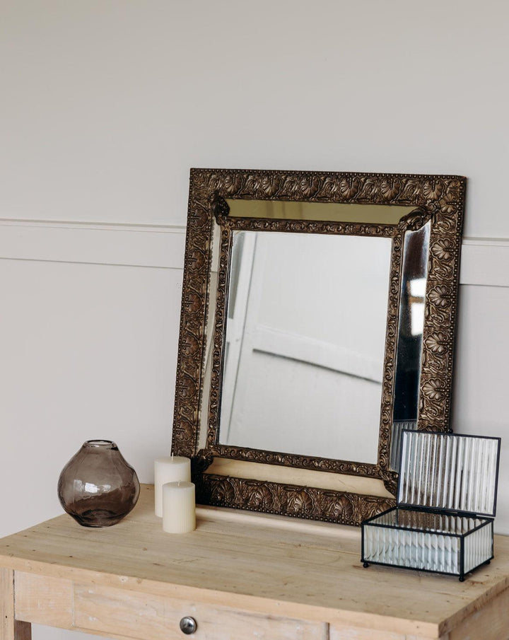 Georges, le miroir en métal N°169 - Debongout