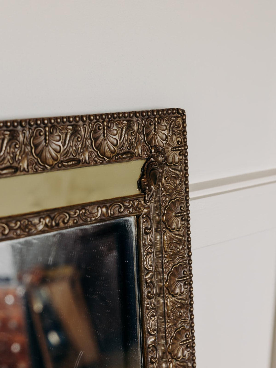 Georges, le miroir en métal N°169 - Debongout