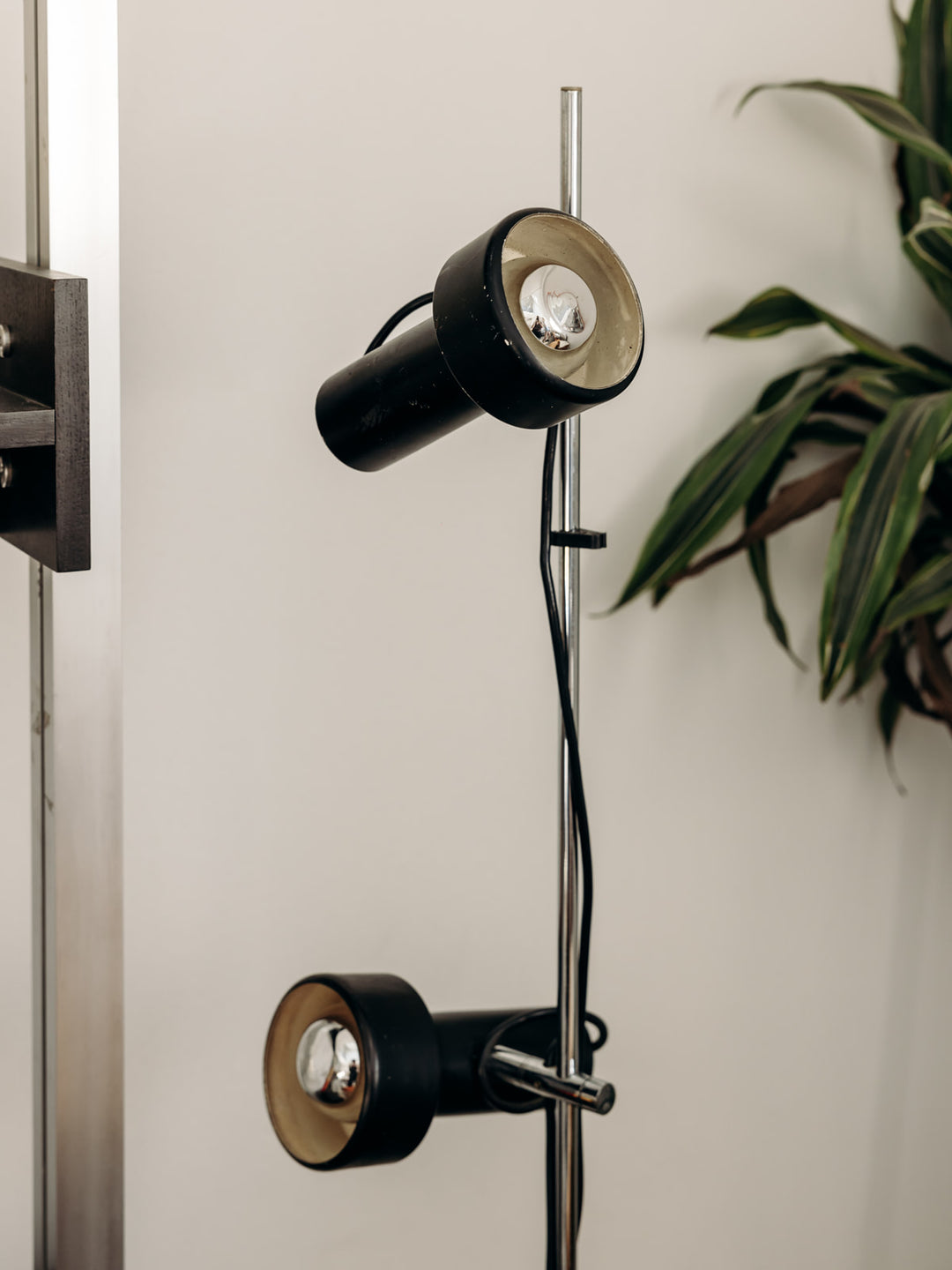 4U3A7877_Debongout-retrochic-24-06-25_027lampadaire3feuxnoir_0258.jpg