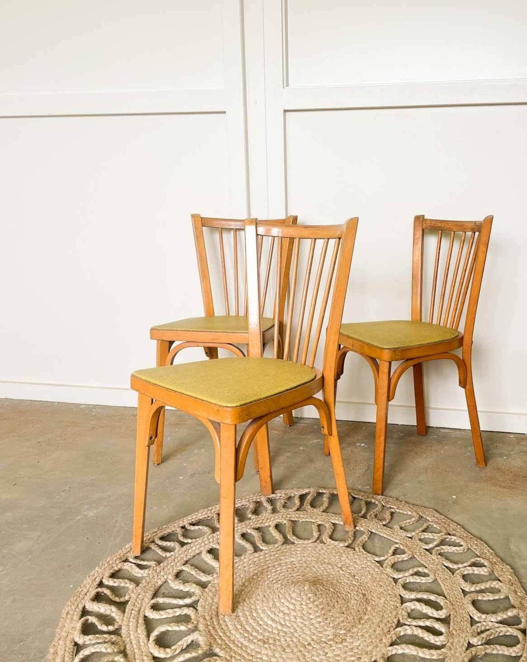 Claude, la chaise Baumann N°135 - Debongout