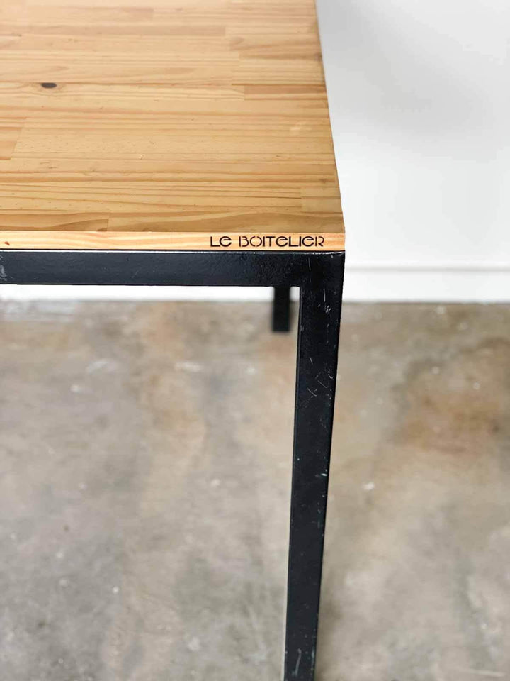 Karla, la table industrielle N°7 - Debongout