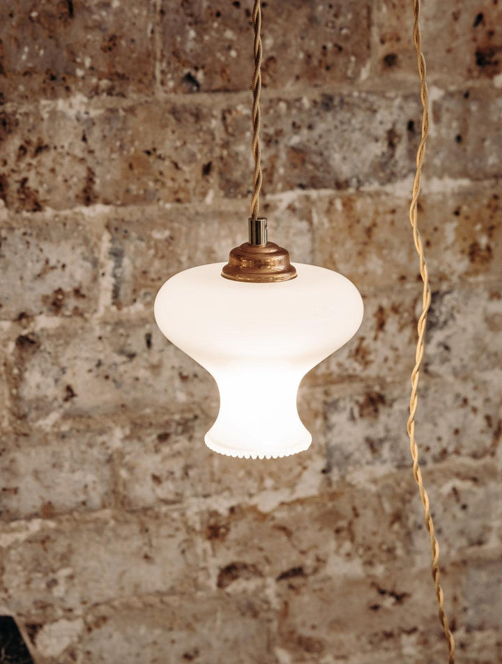 Paulette, la lampe baladeuse N°41 - Debongout