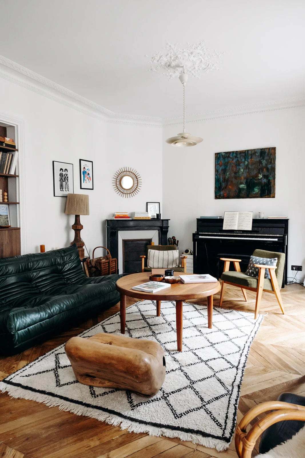 Comment intégrer des meubles chinés dans une déco moderne ?