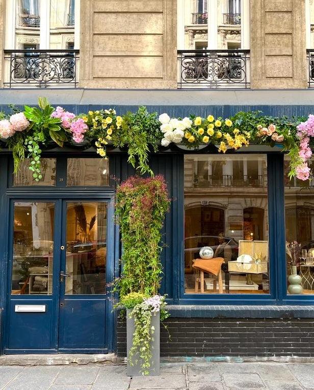 Debongout ouvre sa première boutique rue Beaurepaire ! - Debongout
