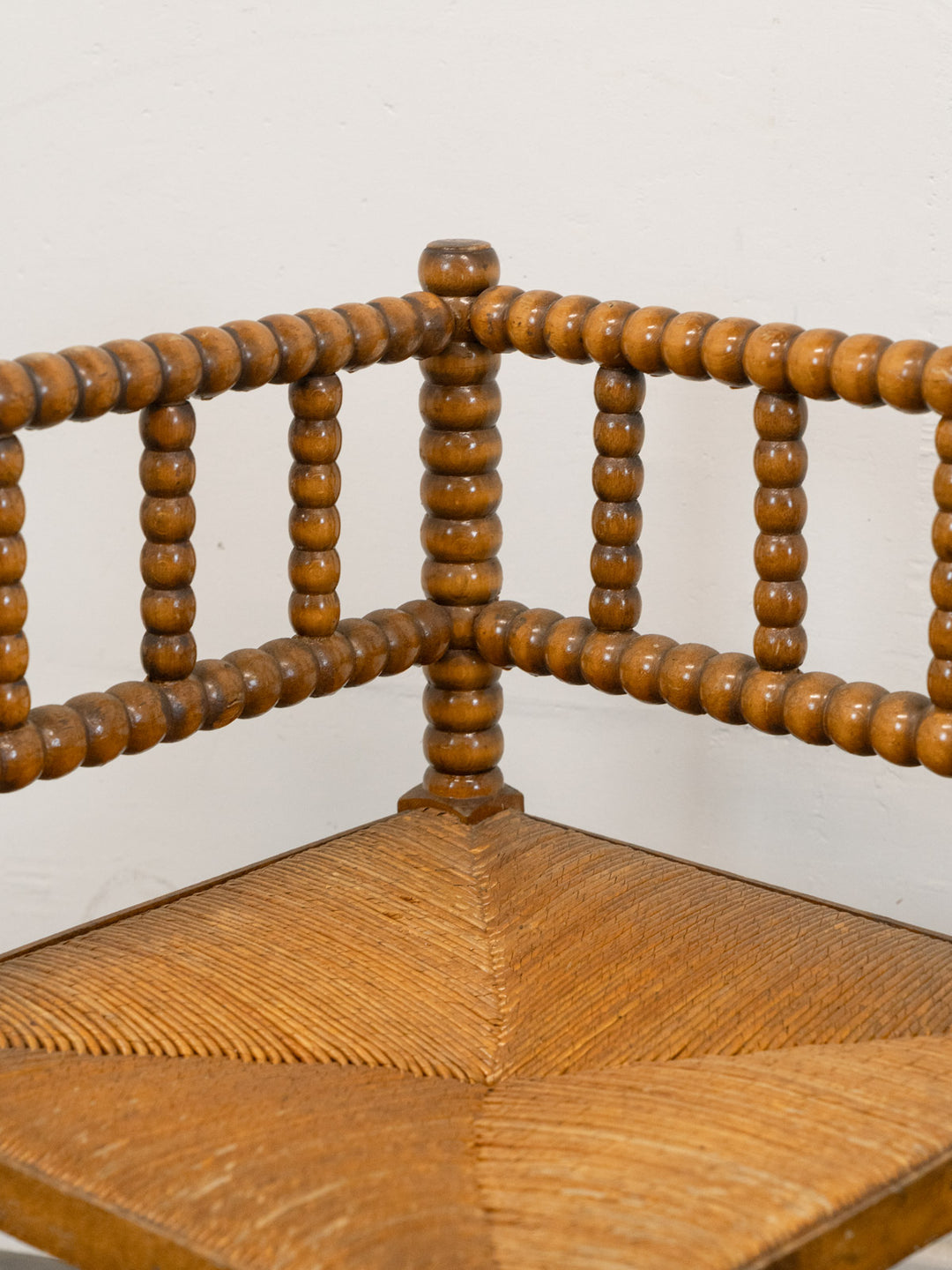 claude-chaise-bois-1360-4