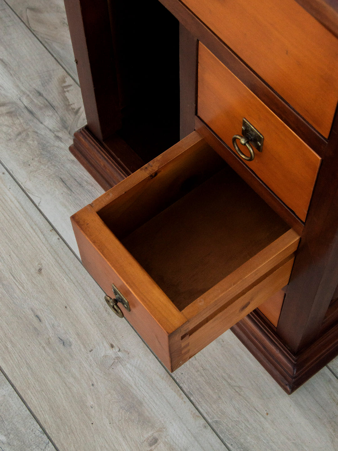 edouard-bureau-bois-580-9