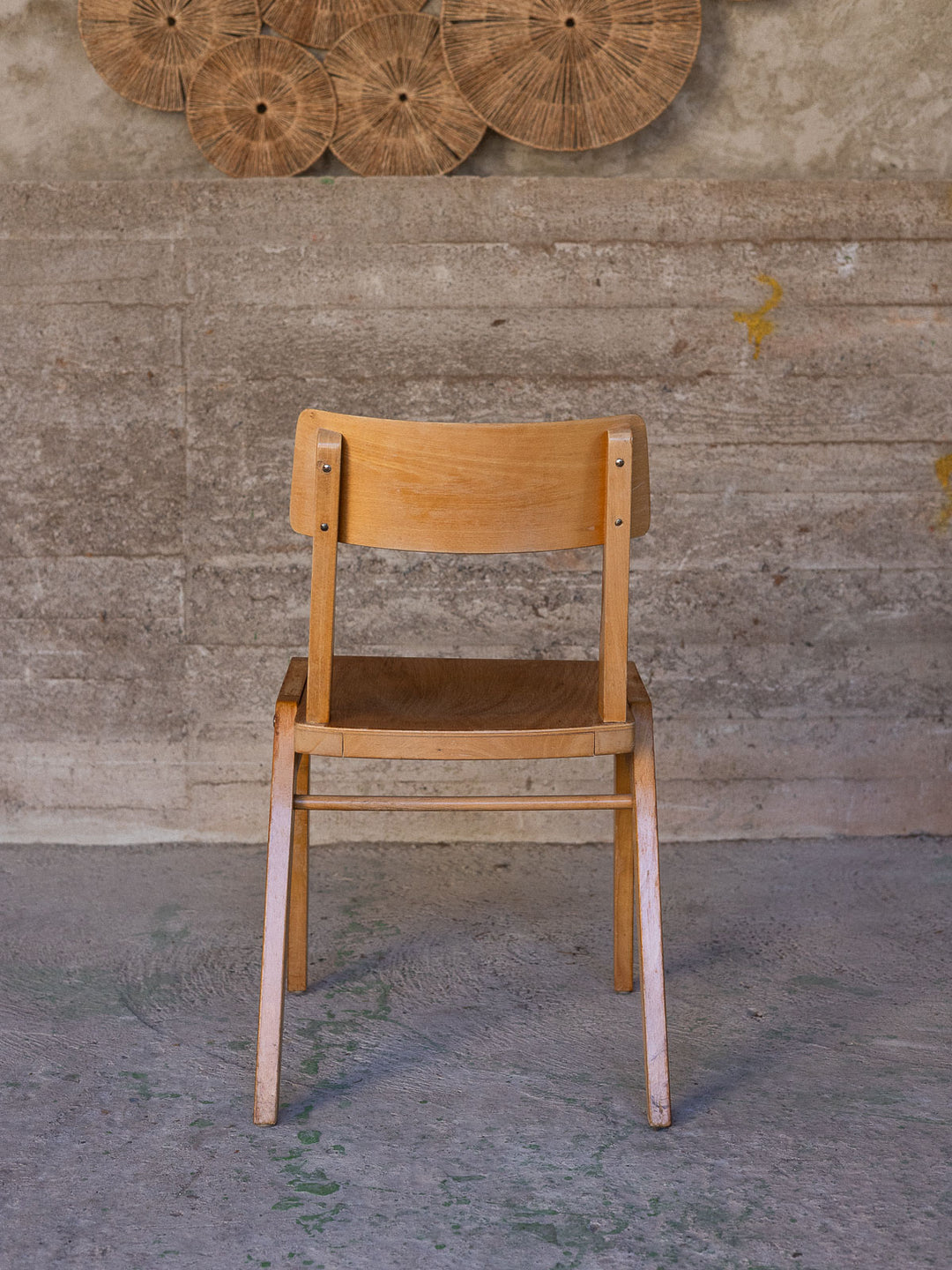alma-chaise-bois-1882-5
