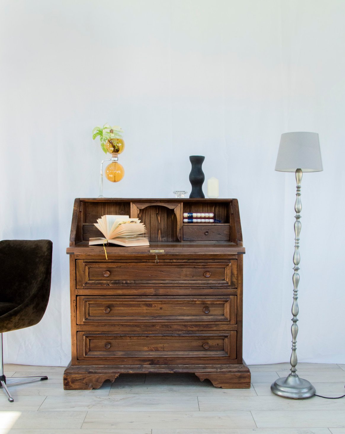Our vintage furniture and second-hand furniture