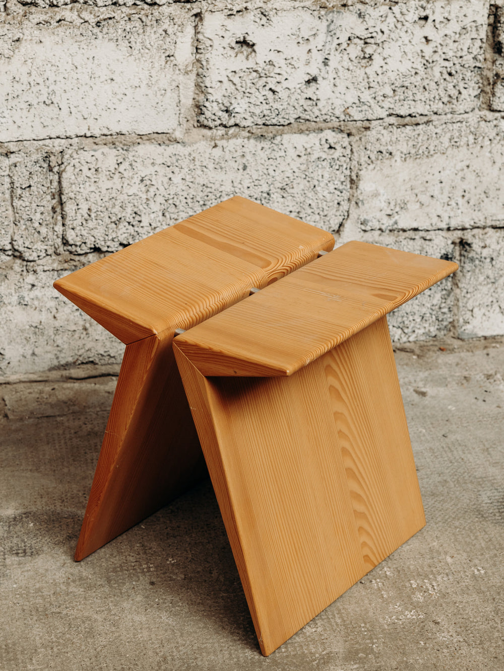 axel-tabouret-bois-369-2