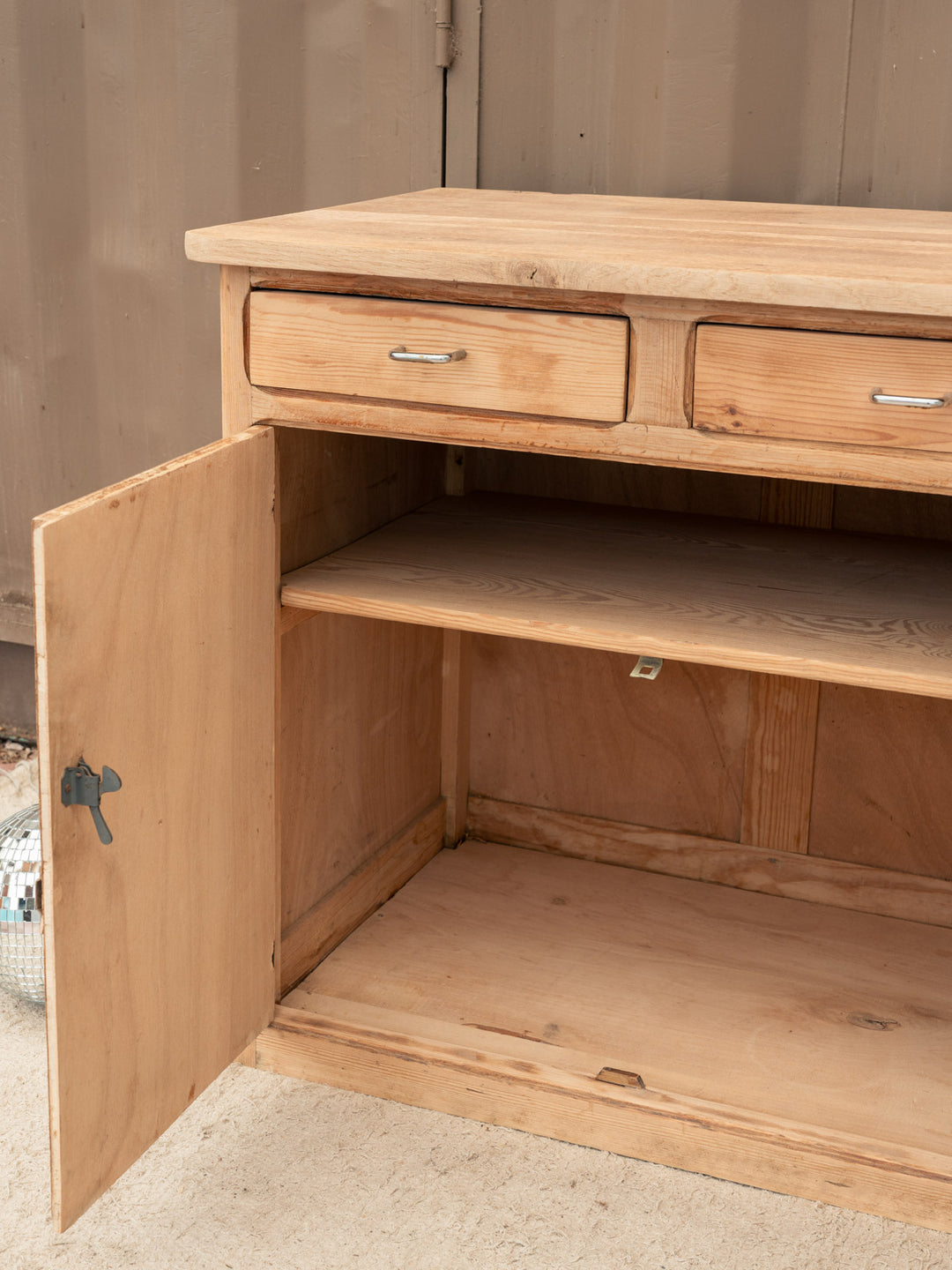 gilbert-buffet-bois-1917-10
