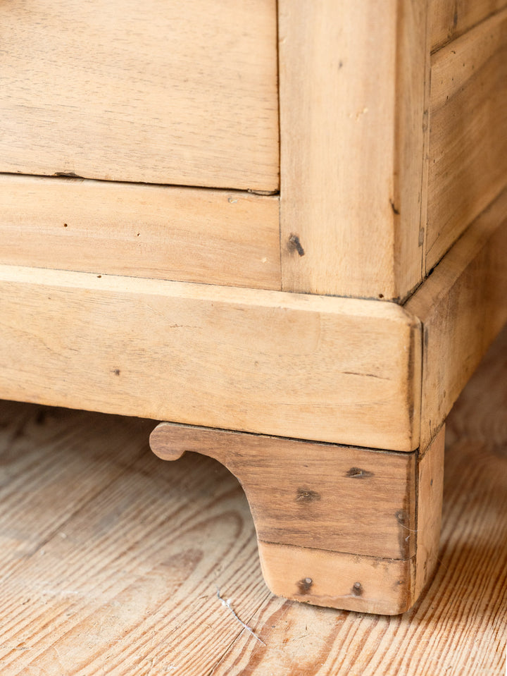 garance-commode-noyer-poncee-705-11