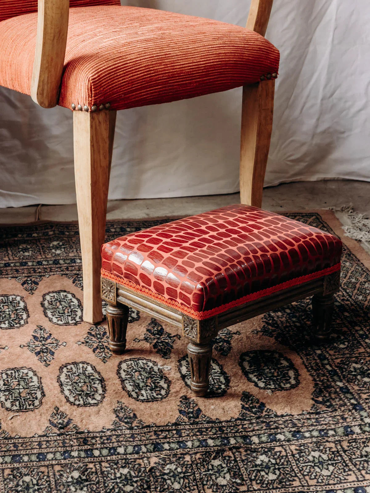 regis-tabouret-simili-718-2