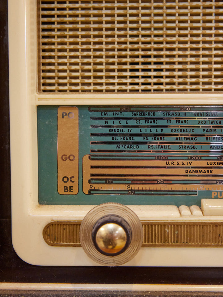 nour-appareil-electrique-vintage-bois-56-3