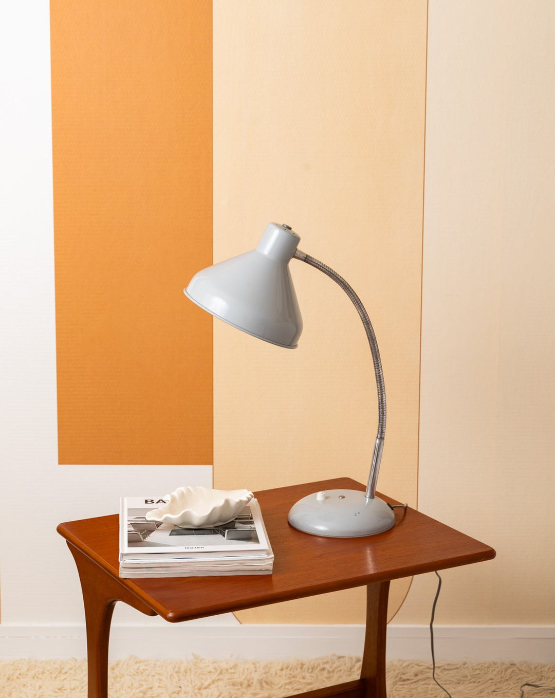 julia-lampe-a-poser-metal-industriel-vintage-sarlam-1067-1
