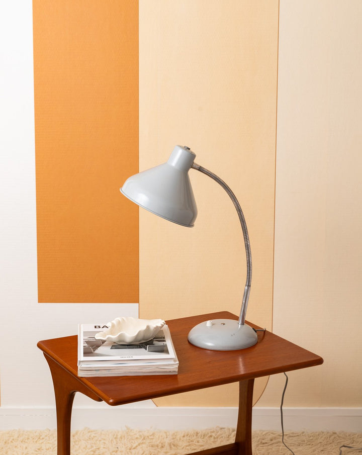 julia-lampe-a-poser-metal-industriel-vintage-sarlam-1067-1