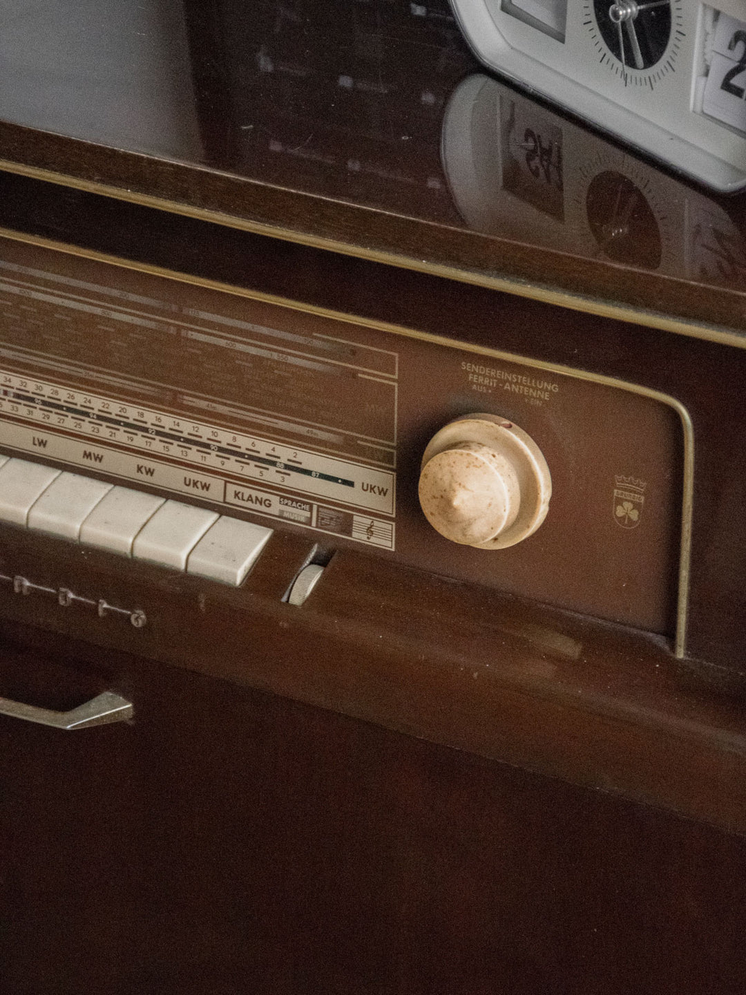 gustave-buffet-bois-vinyle--447-8