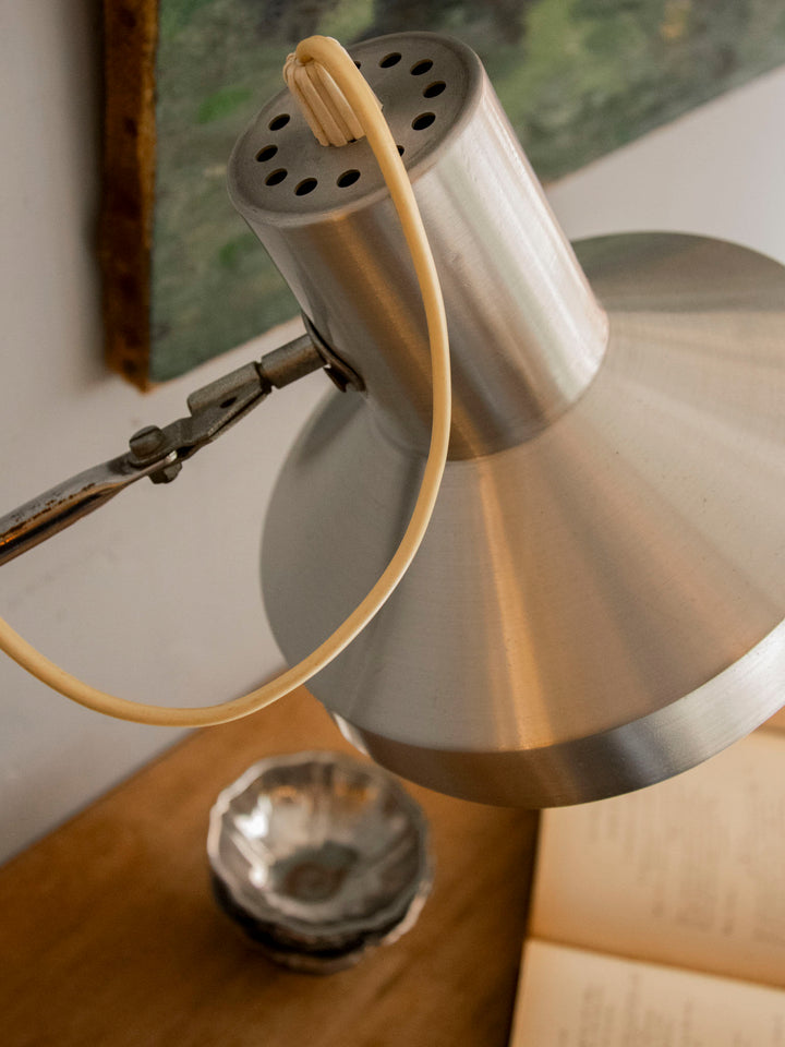 suzanne-lampe-a-poser-inox-641-6