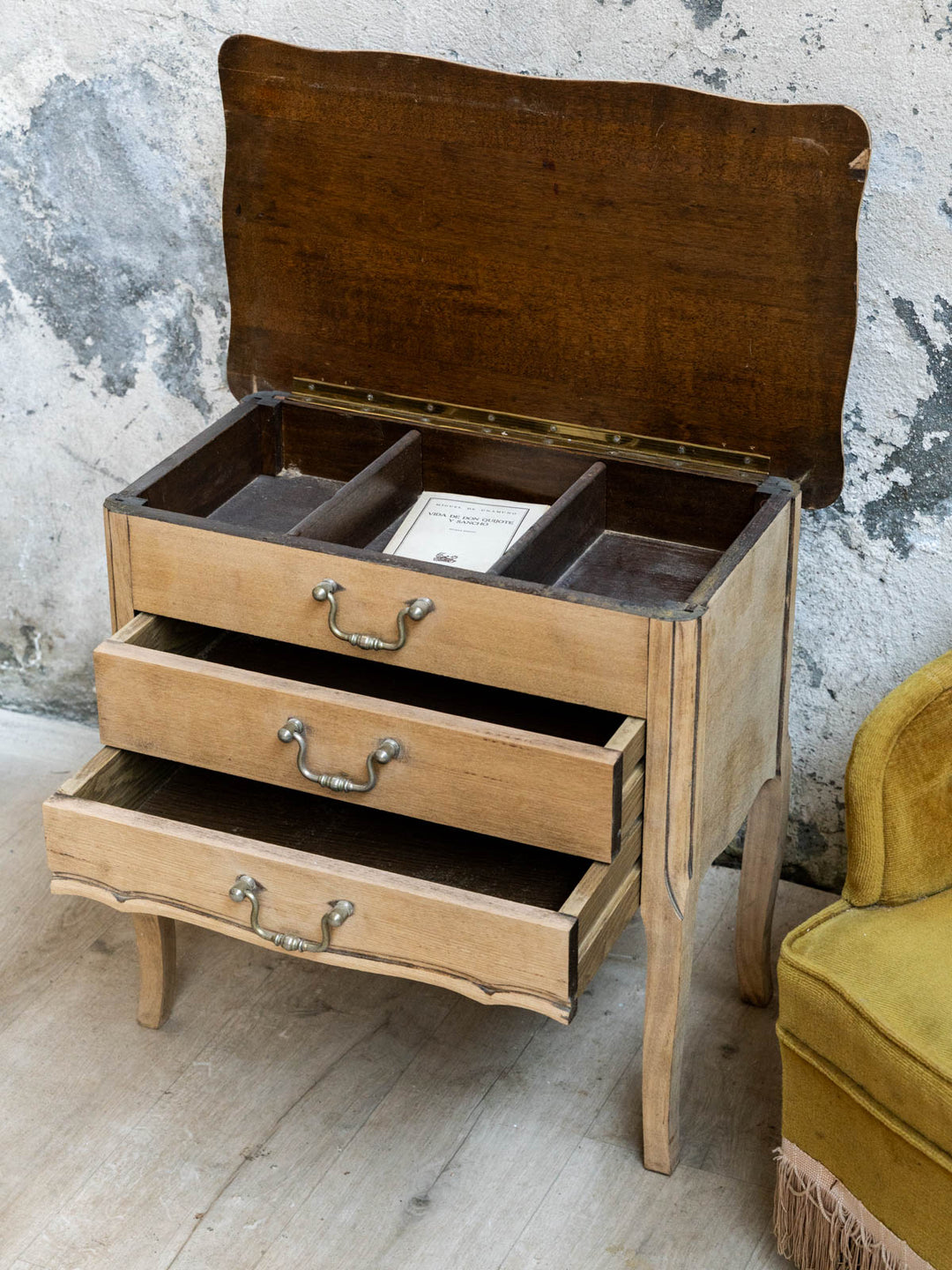 maia-table-chevet-bois-1607-3