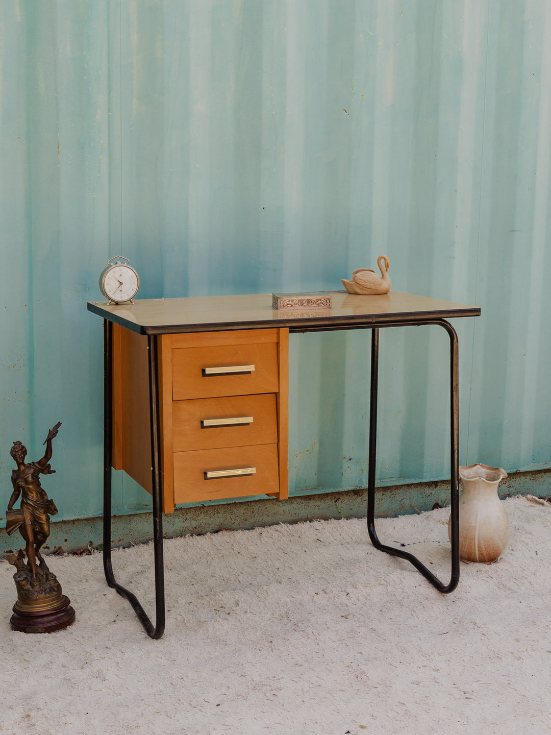edouard-bureau-formica-1047-4