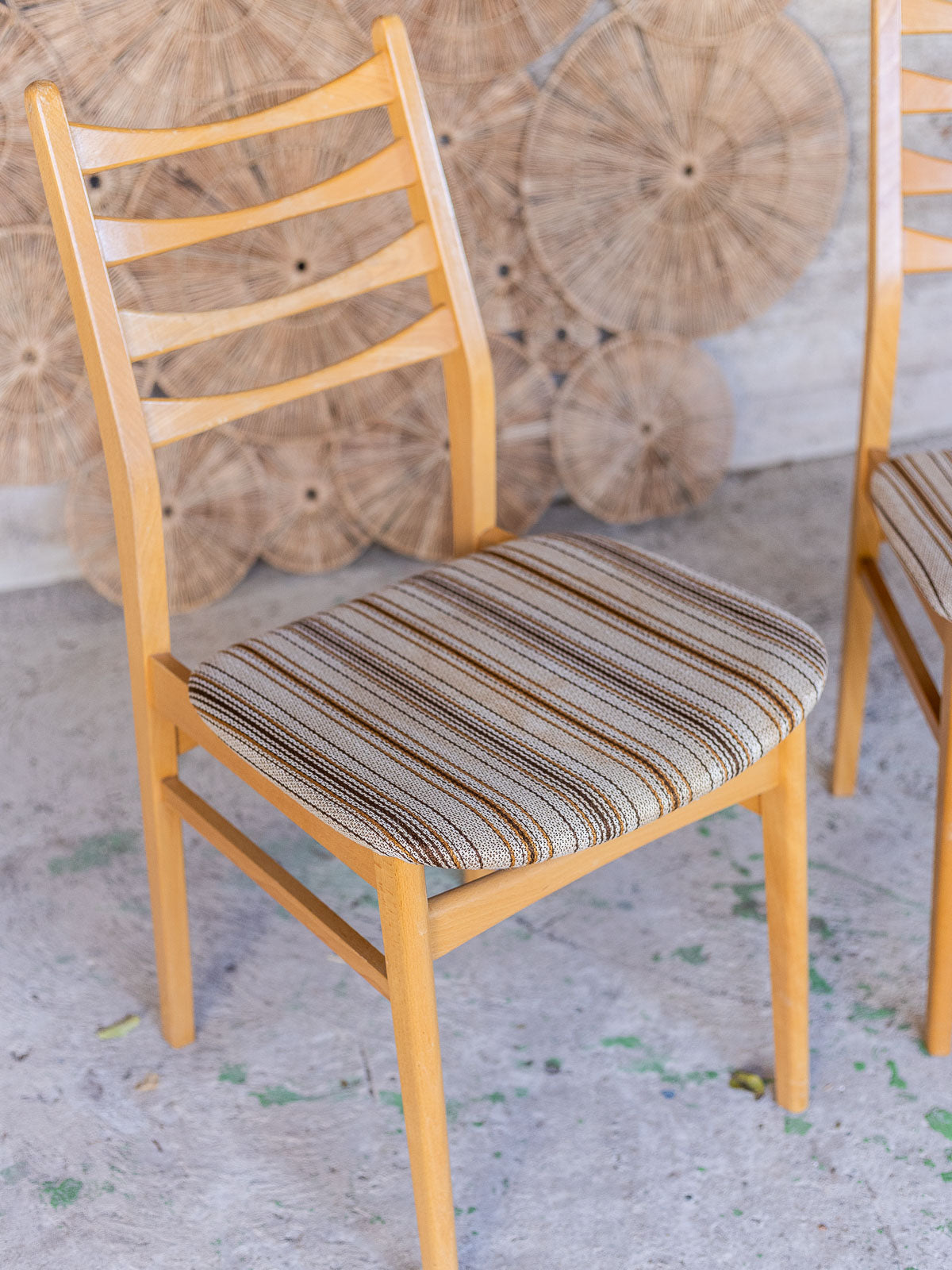 alma-chaise-bois-vintage-1982-2