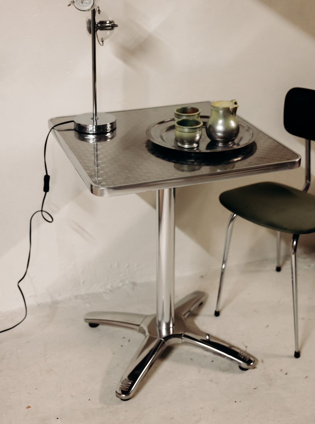denise-table-a-manger-bistro-acier-1202-2