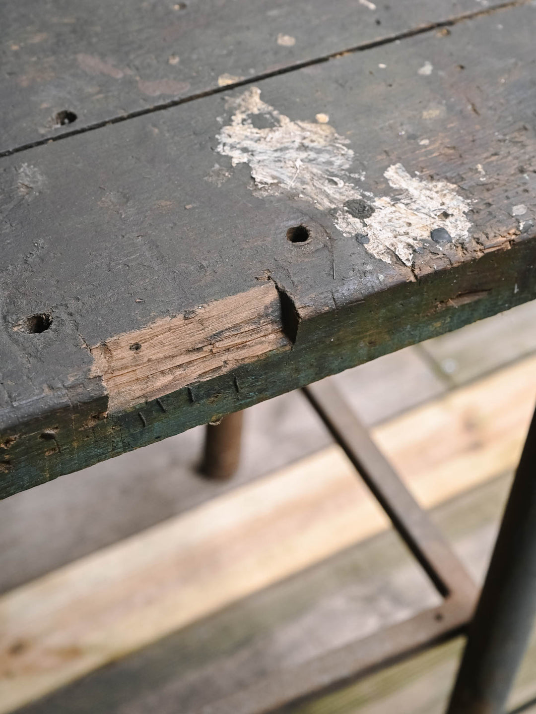 francine-table-appoint-bois-ancien-etabli-1541-8