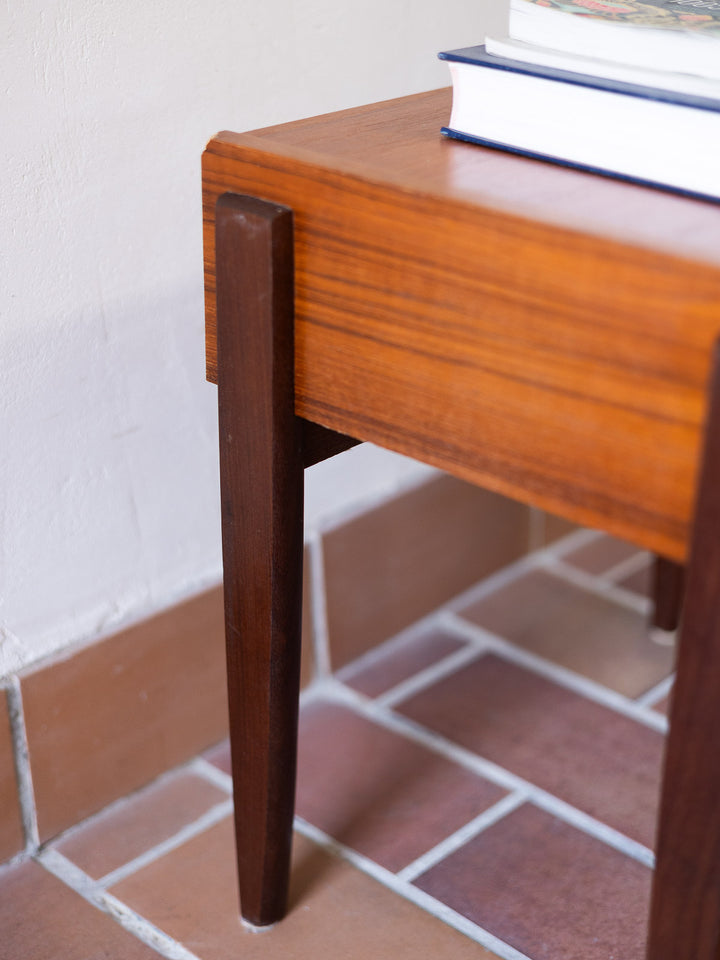 maia-table-chevet-bois-contemporaine-1570-6
