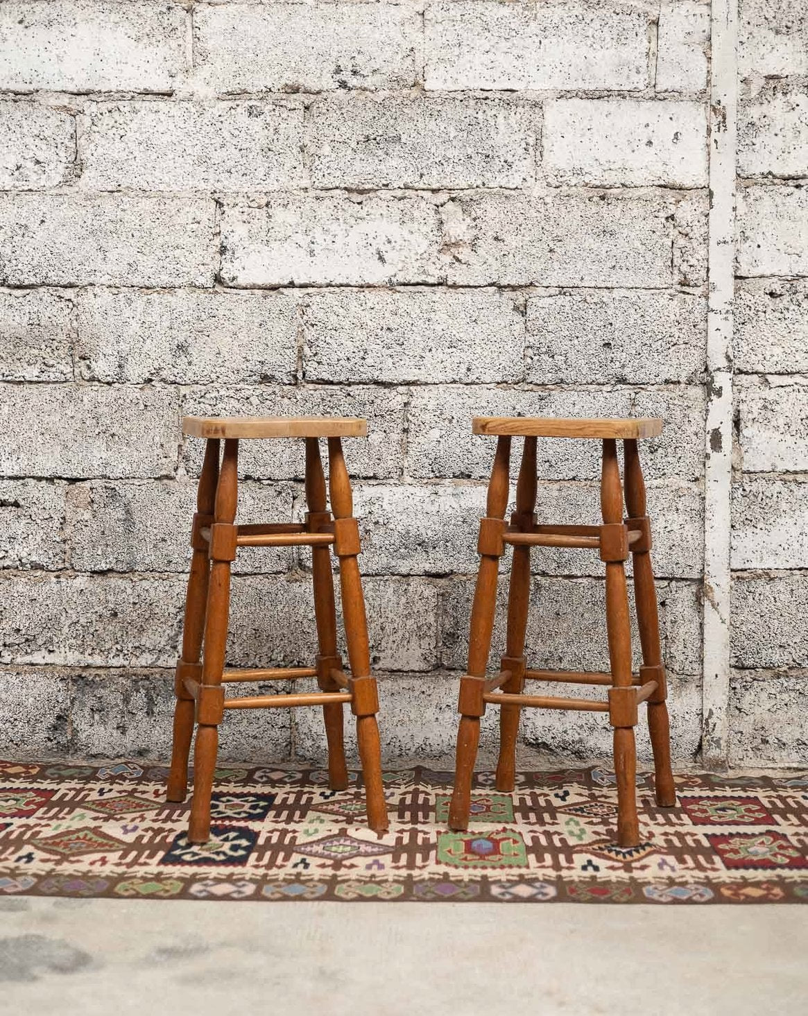 axel-tabouret-chene-702-1