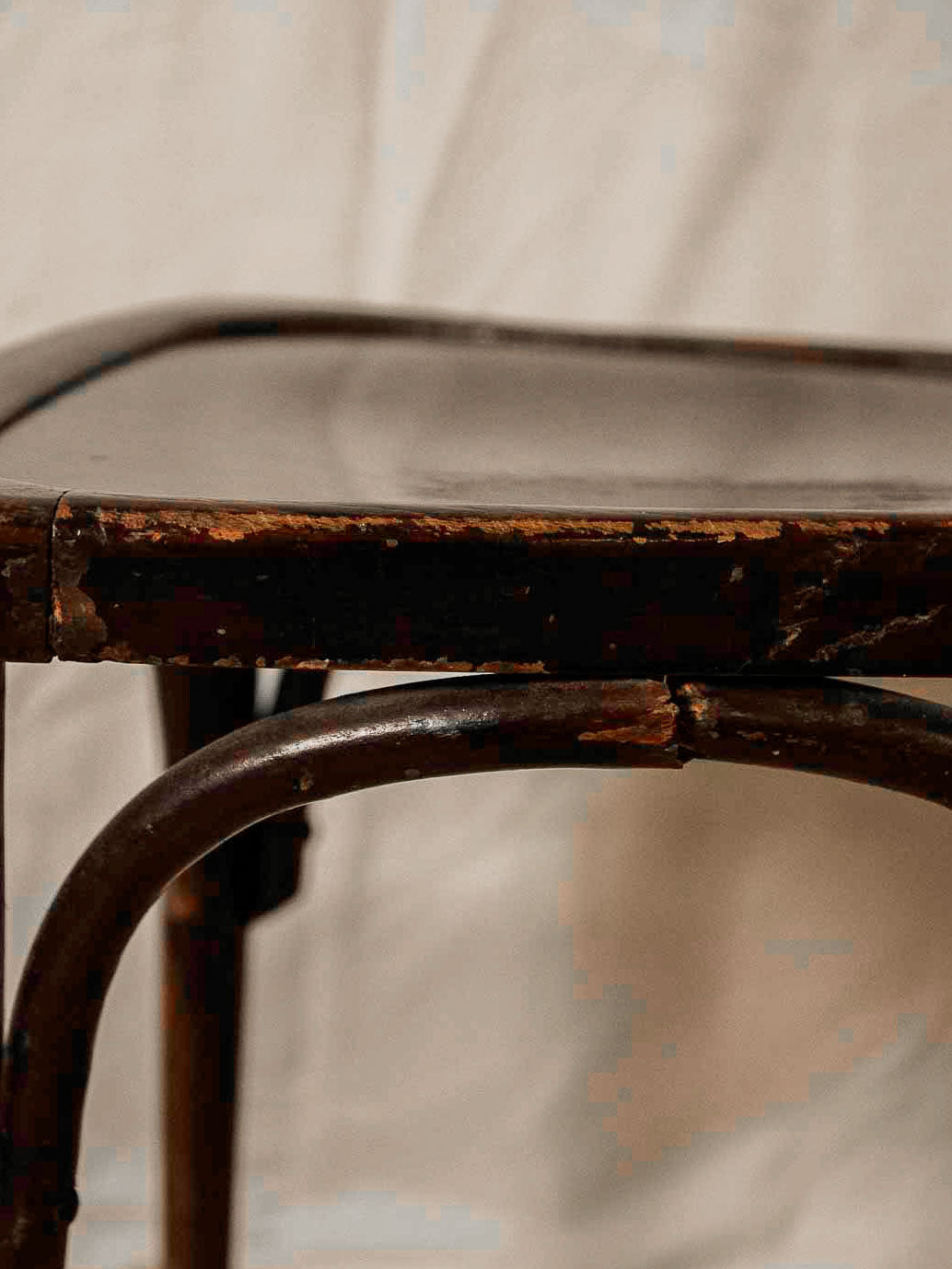 claude-chaise-bois-783-8