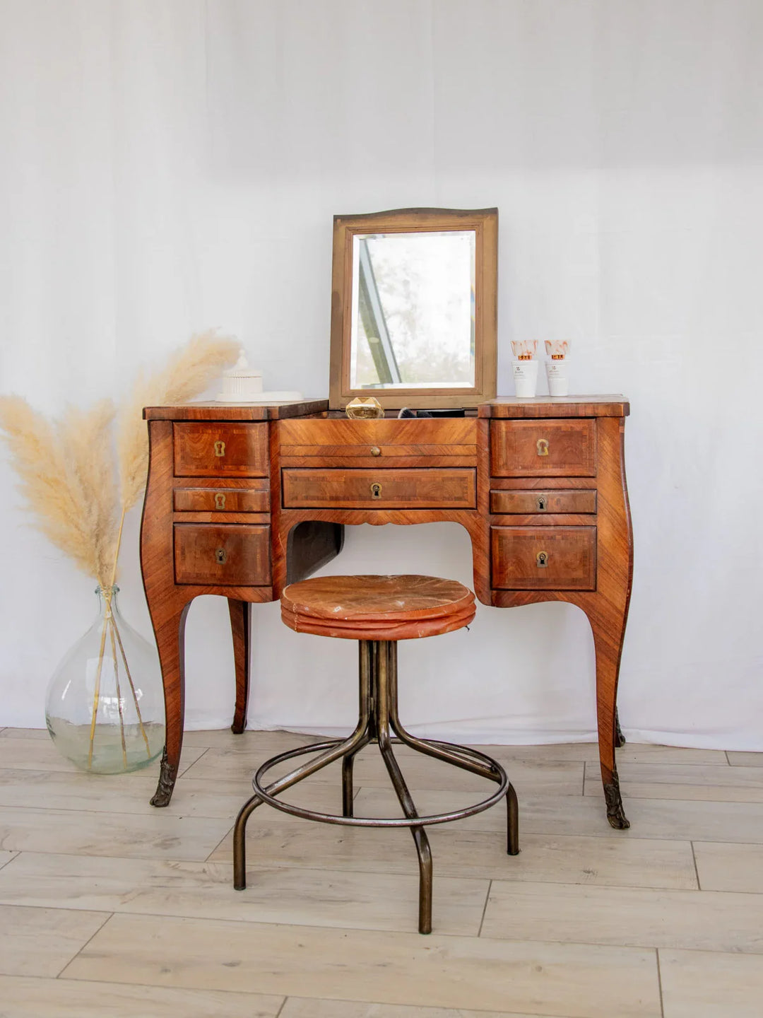 axel-tabouret-cuir-642-4
