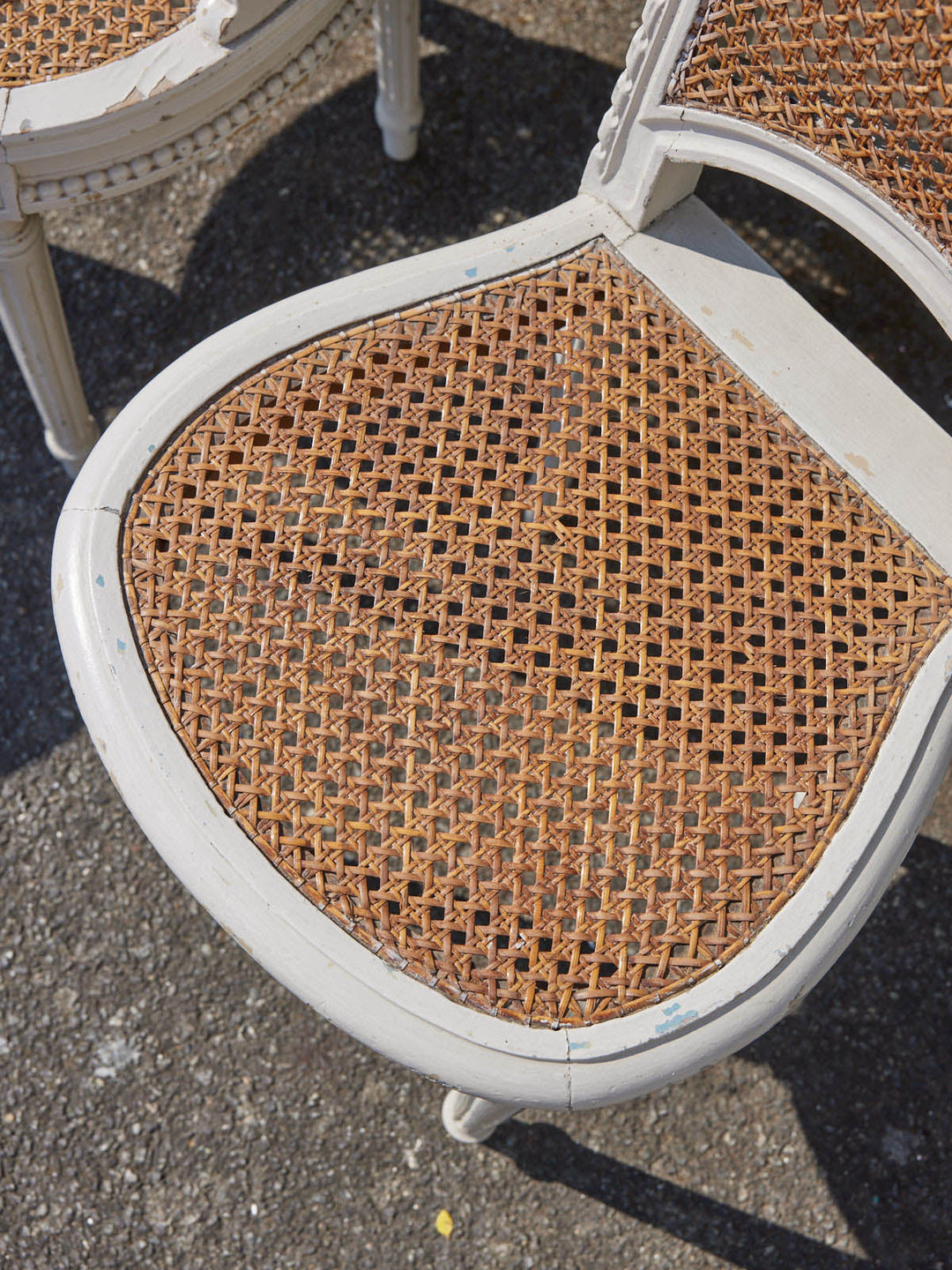 ernest-fauteuil-bois-ensemble-chaises-cannage-1104-11