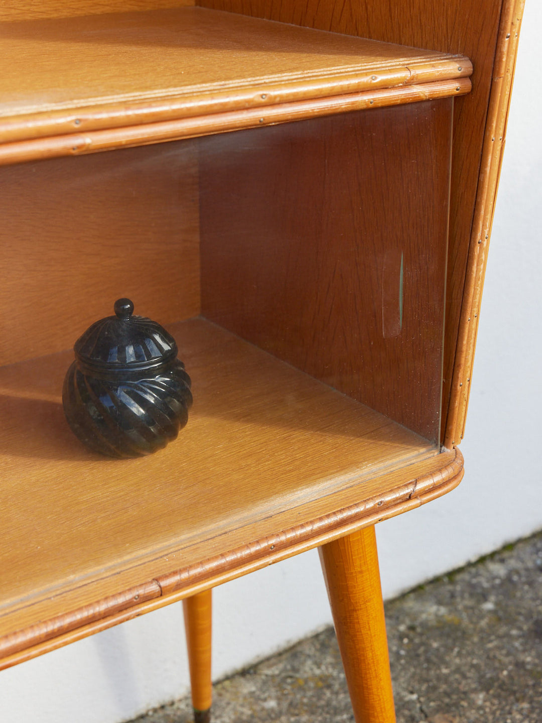 victoria-vitrine-rotin-81-5