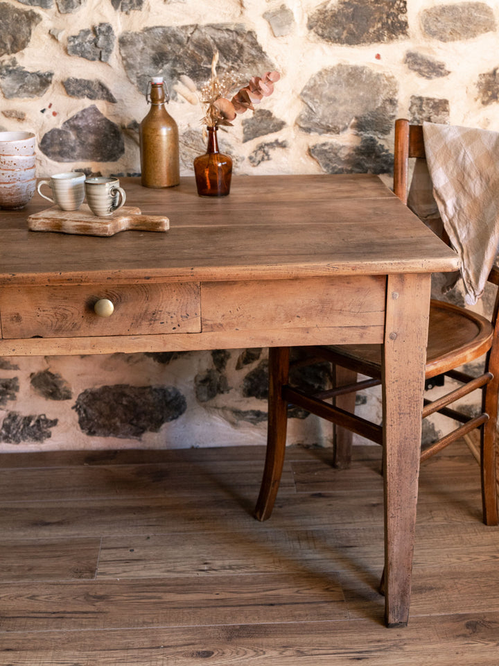 romy-table-à-manger-noyer-1373-5