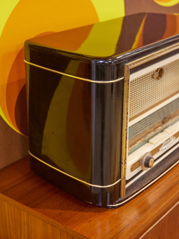 nour-appareil-electrique-vintage-bois-56-6