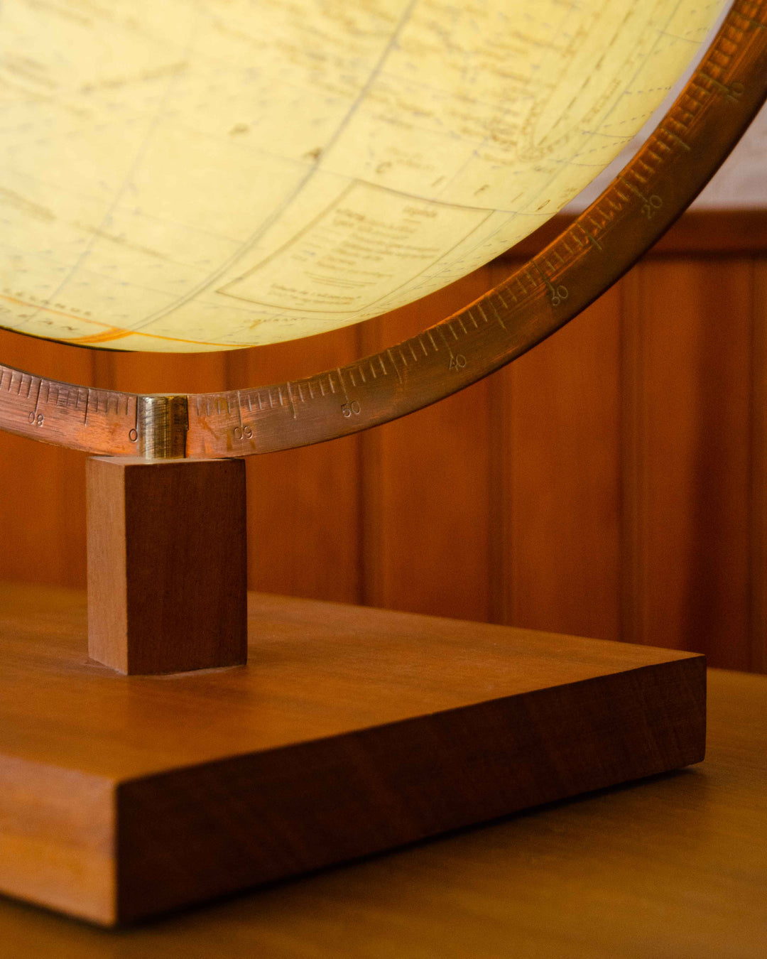 julia-lampe-globe-vintage-998-5