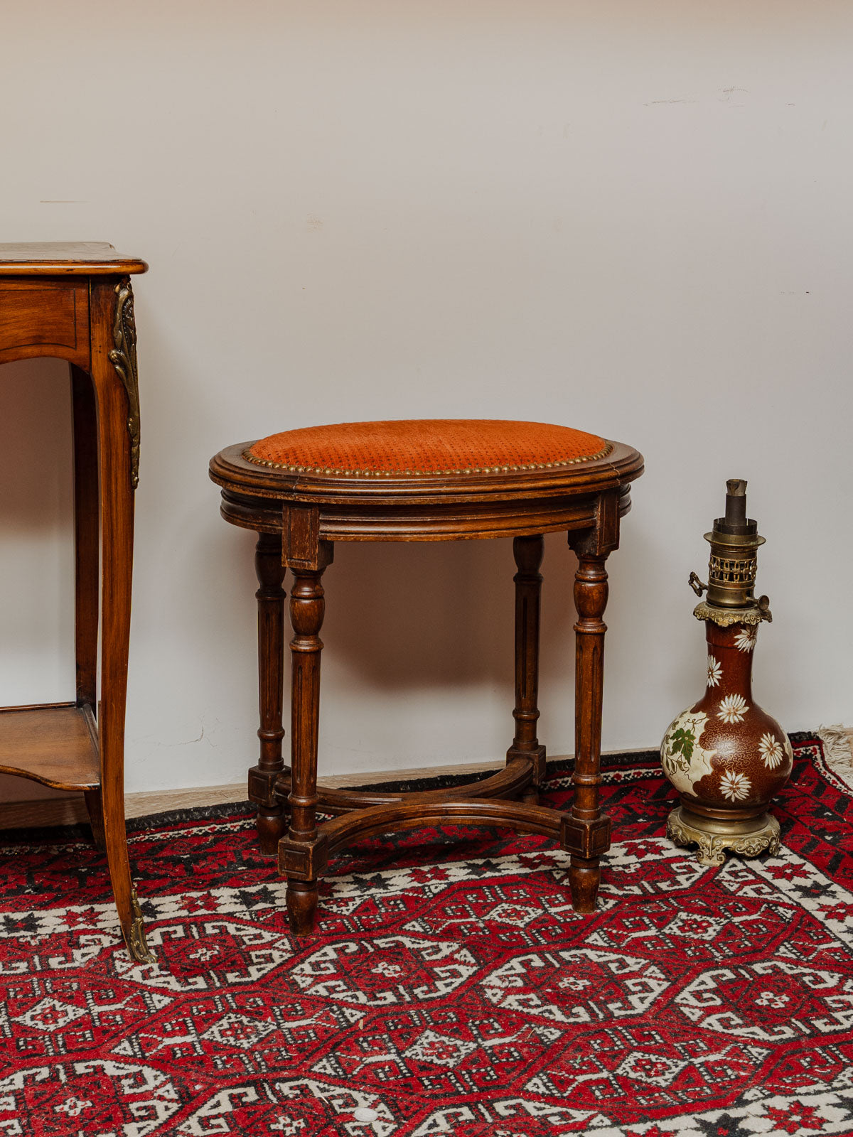 regis-tabouret-bois-937-2