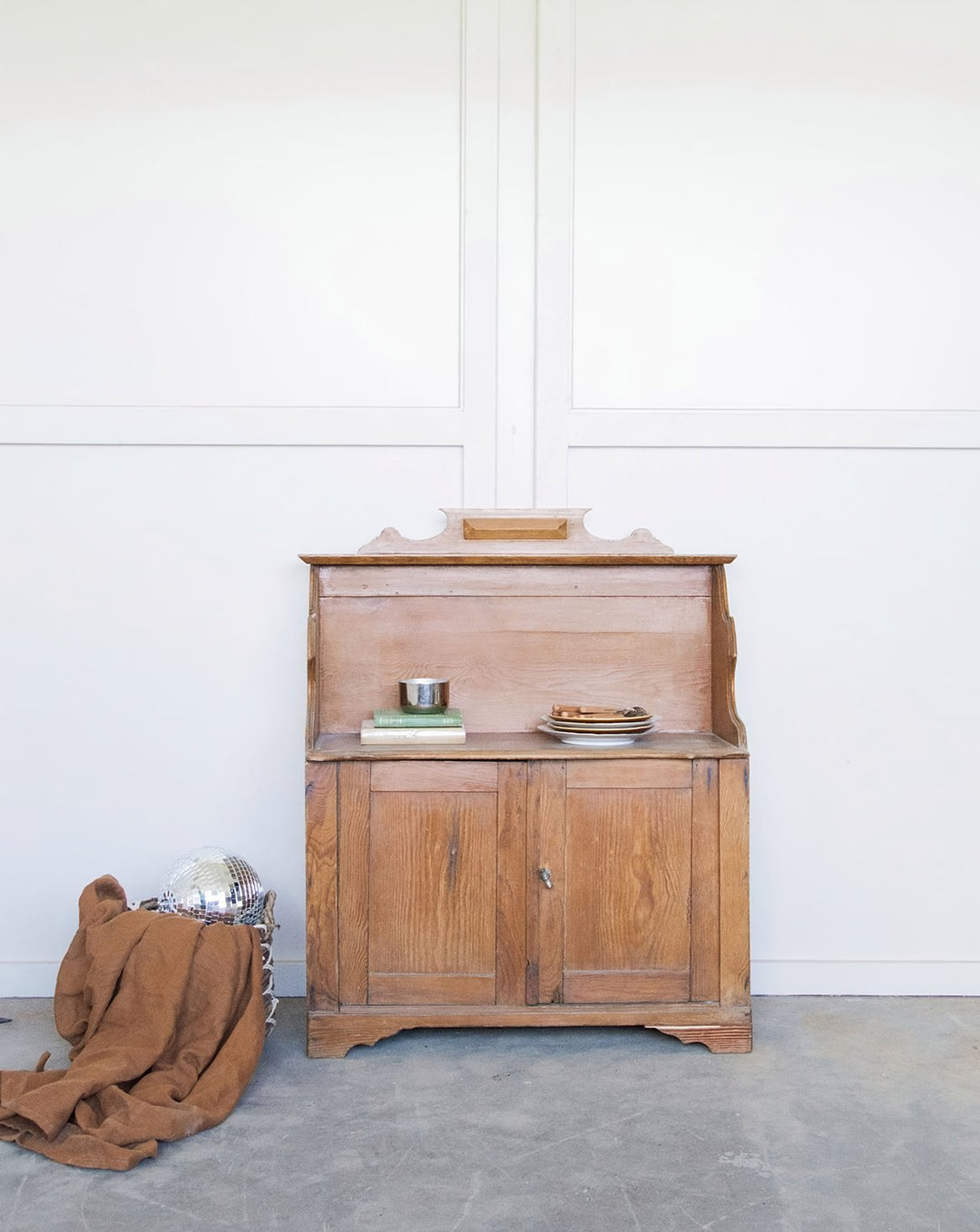 gilbert-buffet-bois-279-1