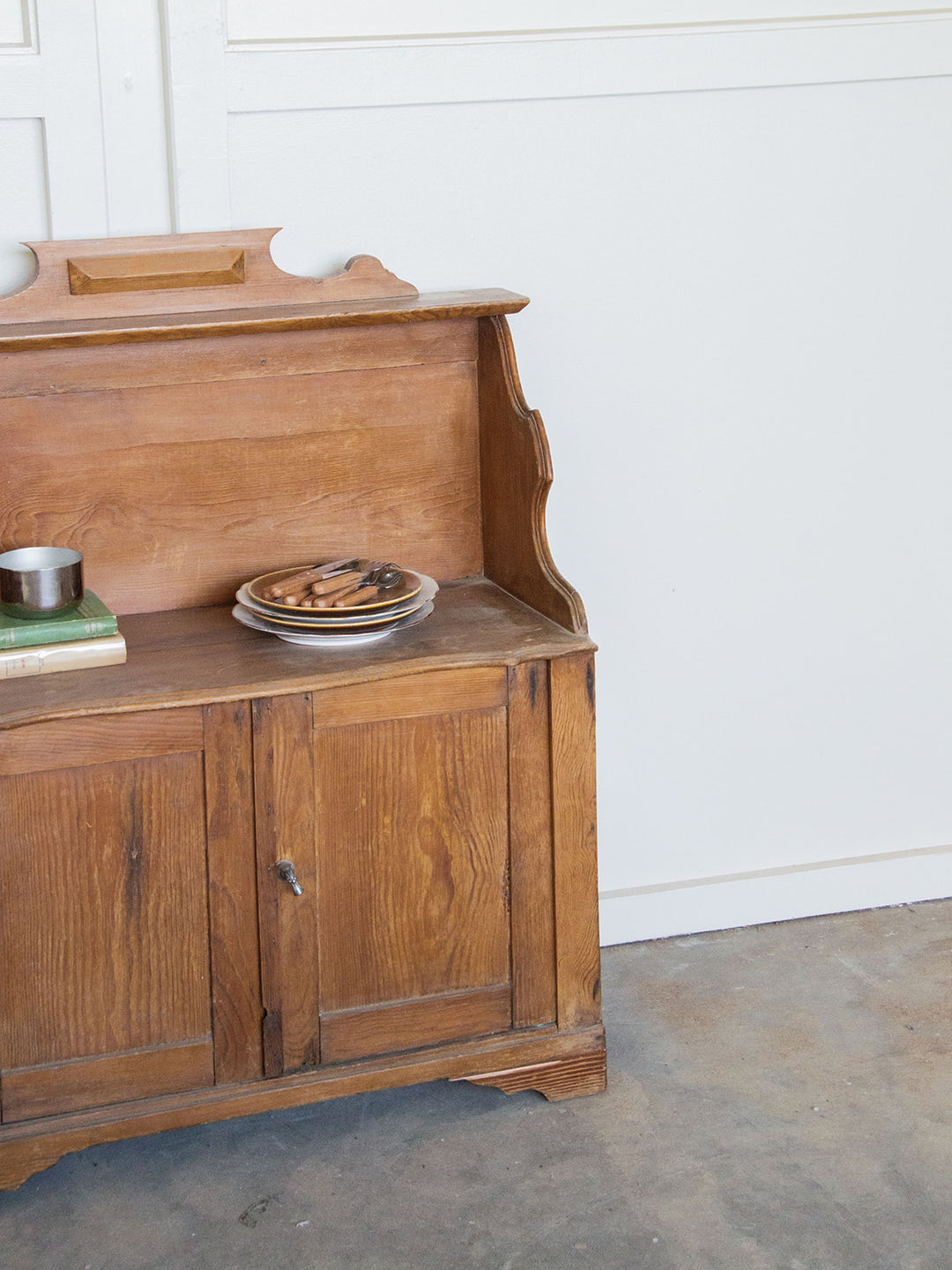 gilbert-buffet-bois-279-5