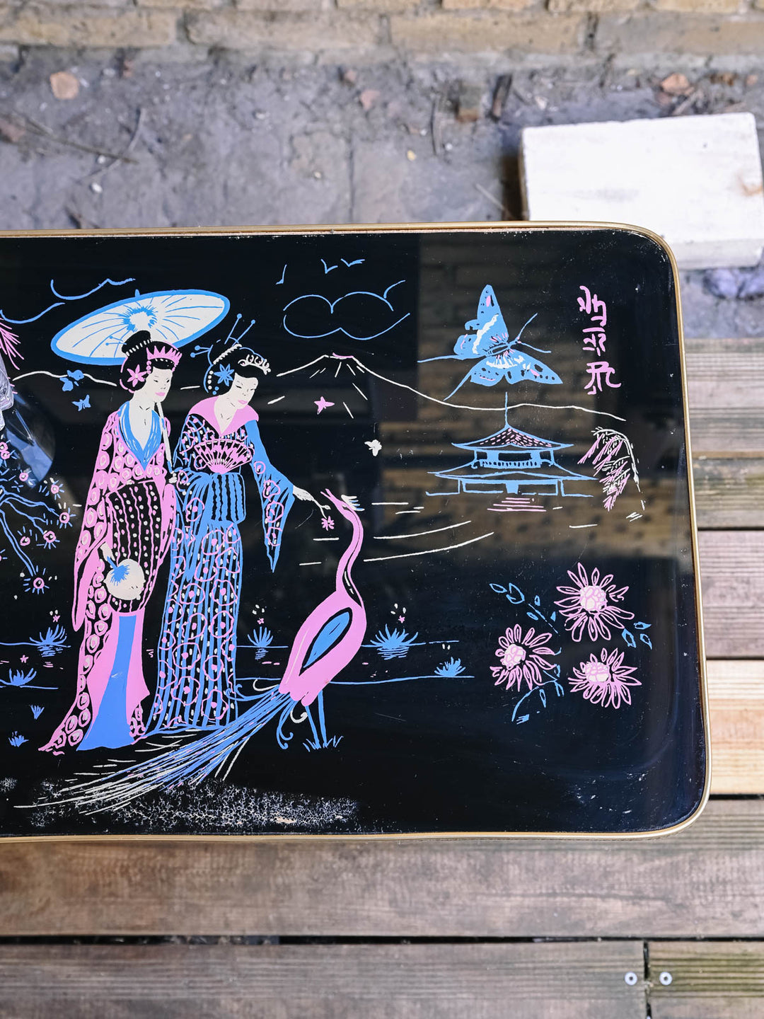 donna-table-basse-japonisante-1527-2