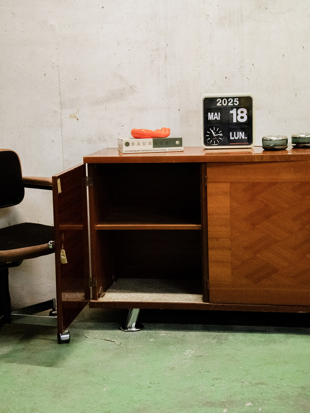 margaret-enfilade-chrome-bois-220-7