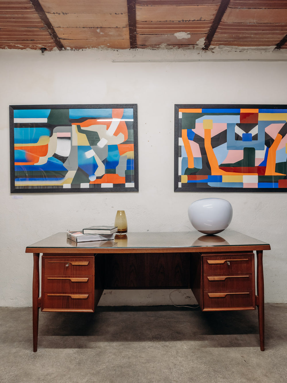 yvan-bureau-teck-471-2