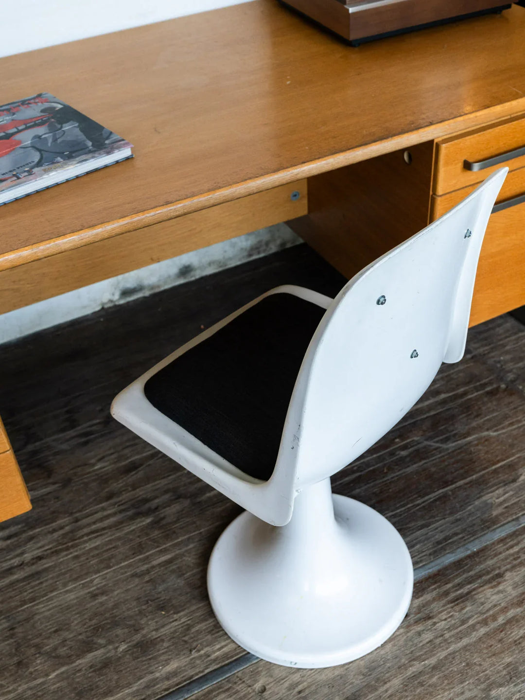 alma-chaise-plastique-662-4