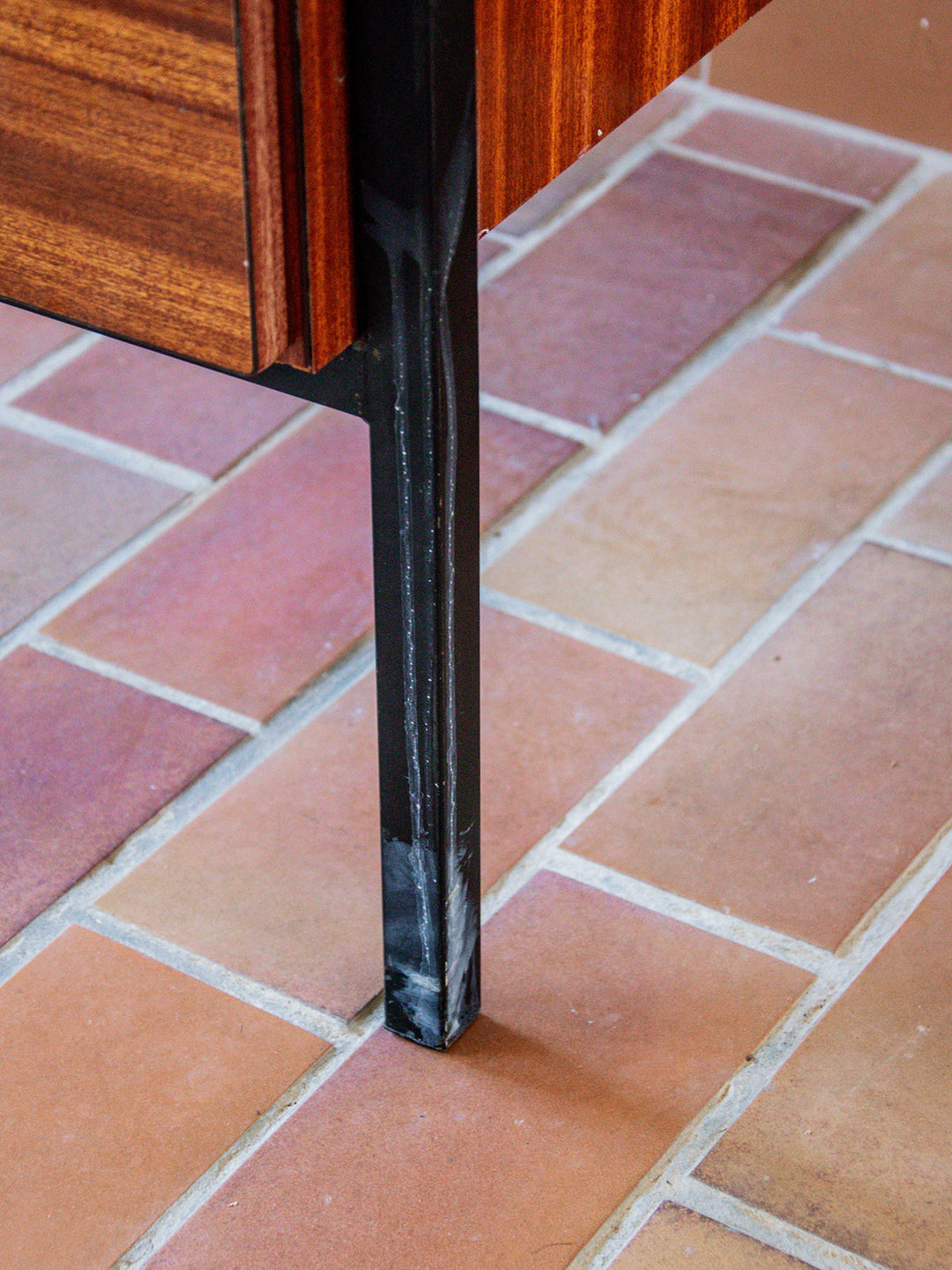 yvan-bureau-formica-135-10