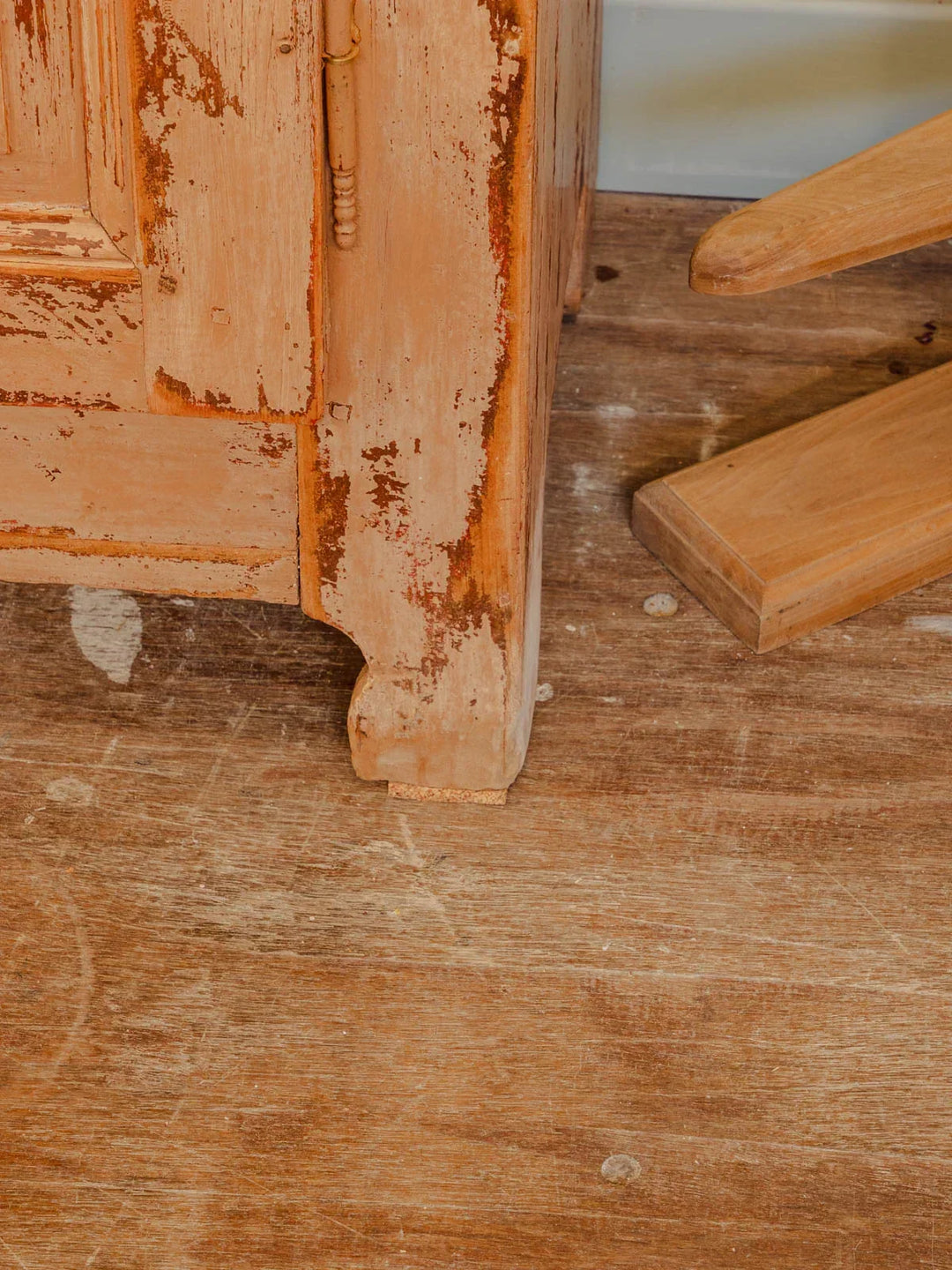 gilbert-buffet-bois-557-10