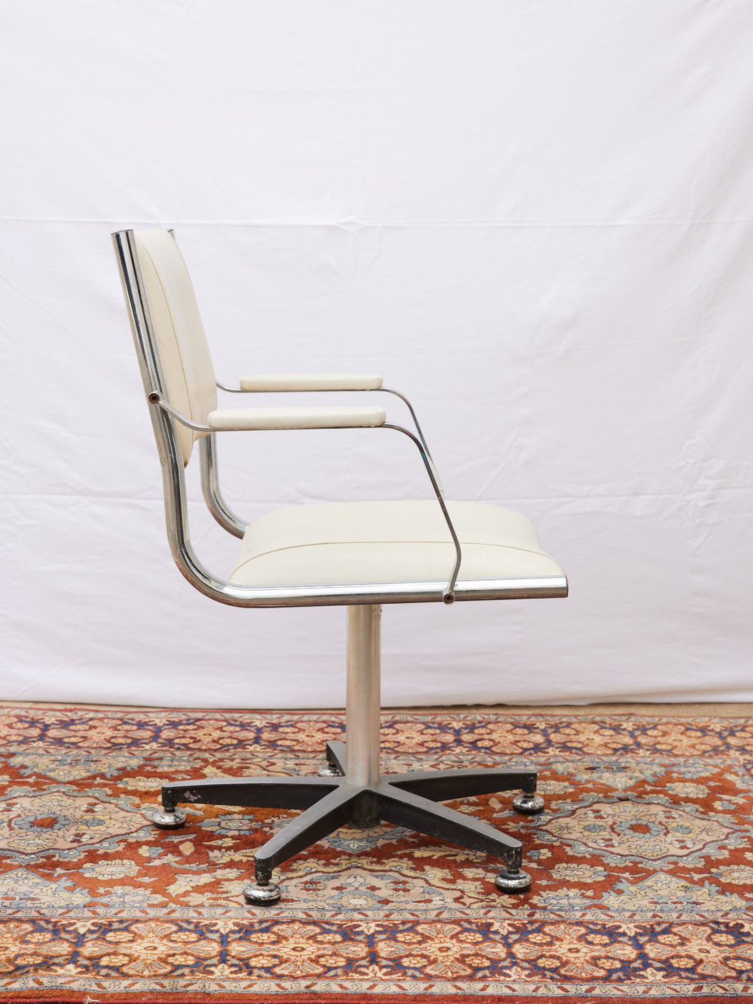 jakob-fauteuil-vintage-chrome-pivotant-1306-5
