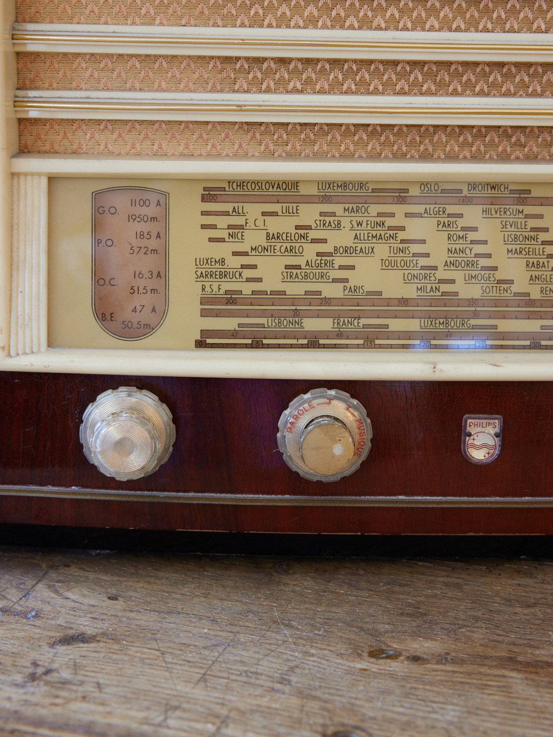nour-appareil-electrique-vintage-acajou-65-6