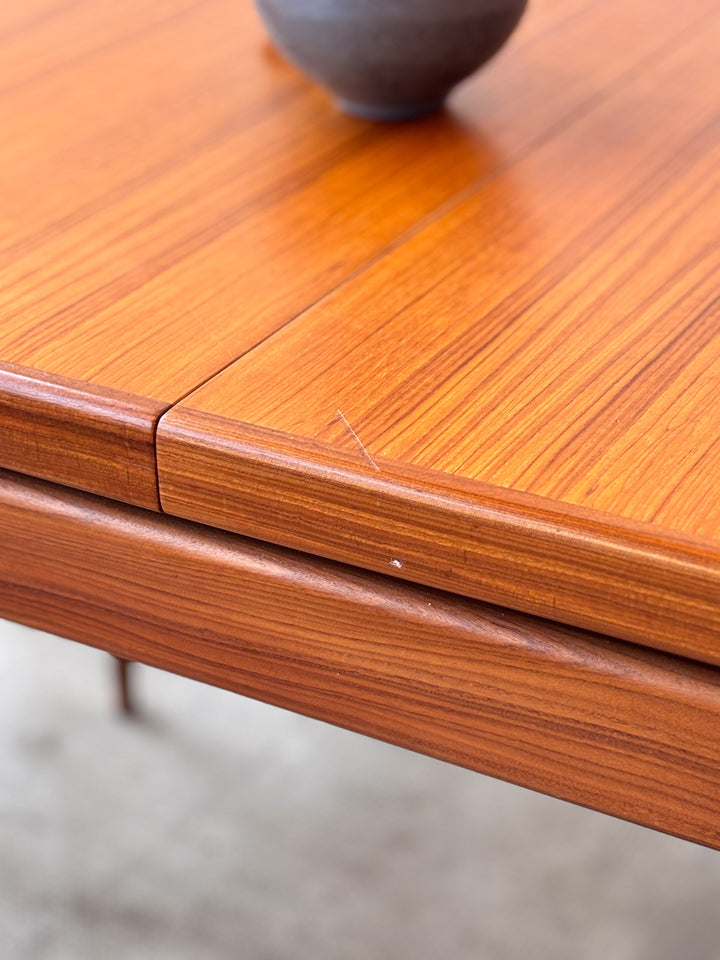 karla-table-à-manger-teck-355-11