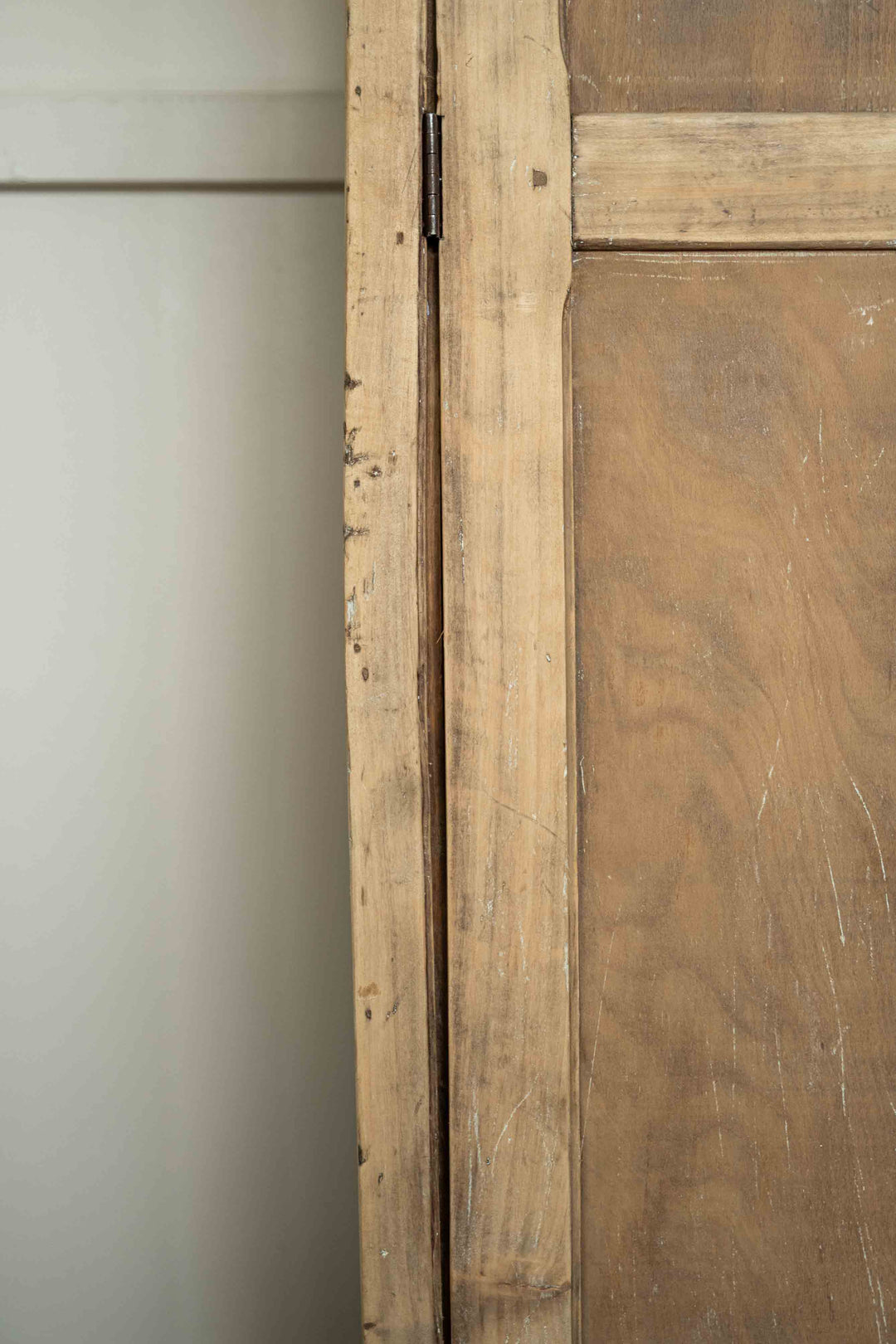 blandine-armoire-bois-parisienne-520-12